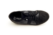 Arcopedico's comfortable Leta sneaker.